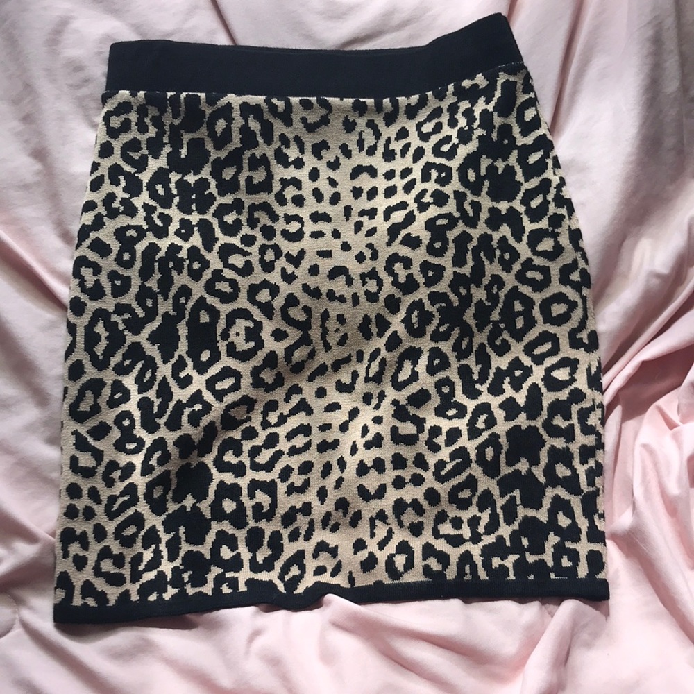 Cheetah Print Knit Skirt